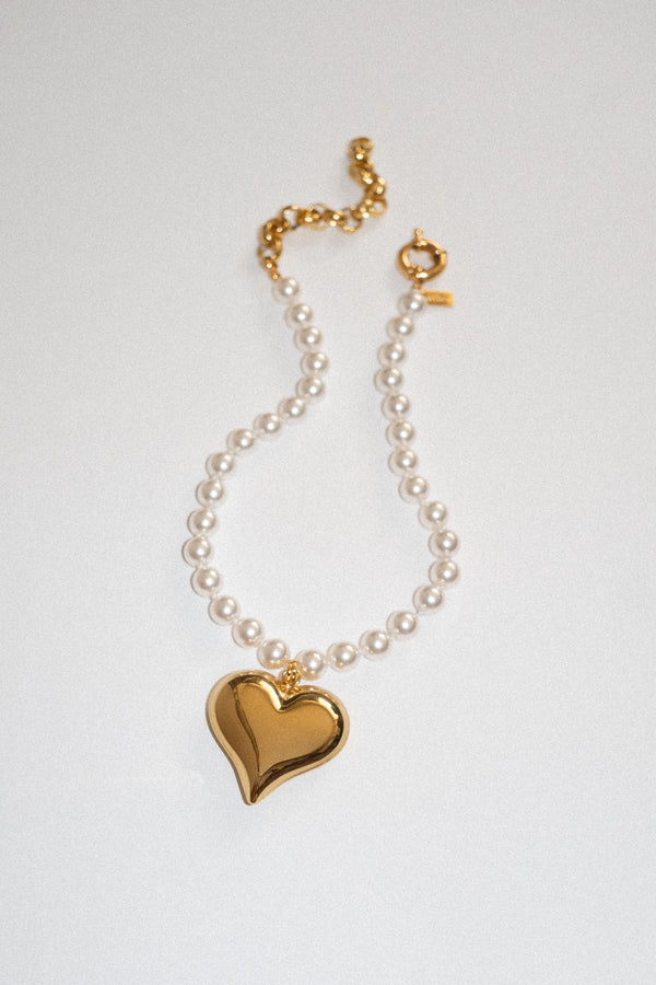 AMORE GOLD